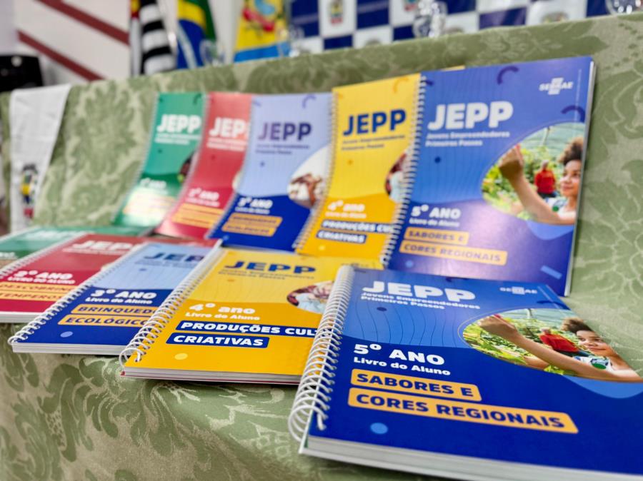 Prefeitura lança Programa JEPP e entrega simbólica do Selo Escola – Parceria Sebrae 2025