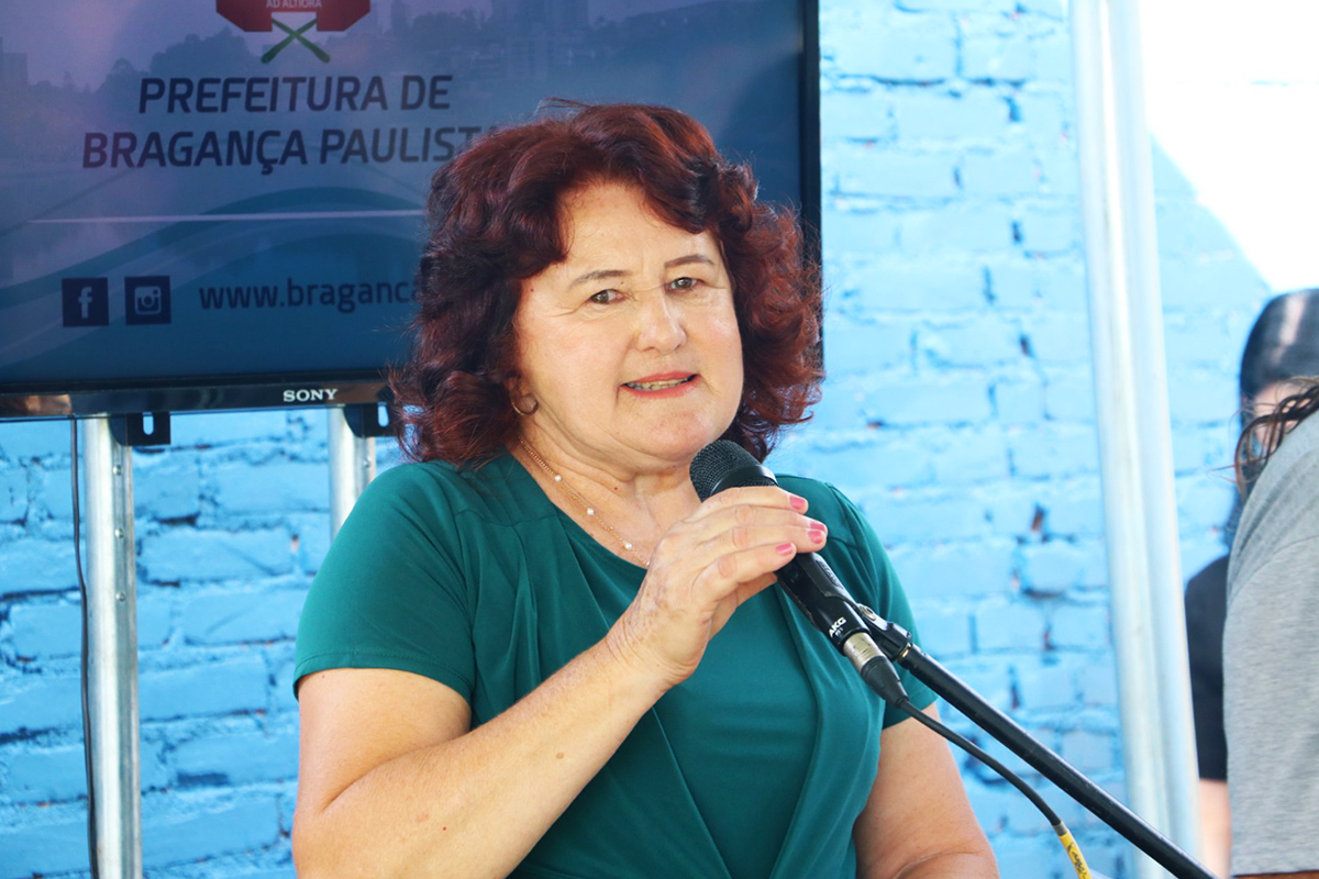 Escola do Bairro Estiva do Agudo passa a se chamar Roseli Aparecida Russi Rossi