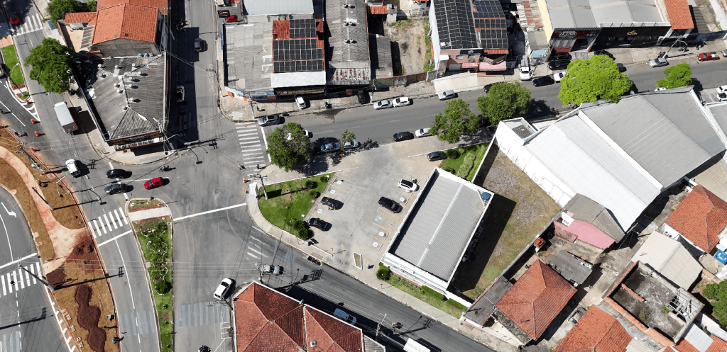 Obras e mudanças viárias reorganizam o trânsito na cidade