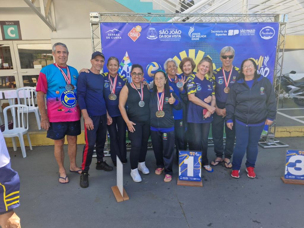 Bragança Paulista conquista ouro, prata e bronze na natação no JOMI 2026