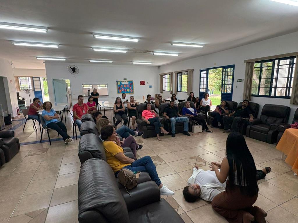 Colaboradores da SEMADS participam de capacitação em primeiros socorros