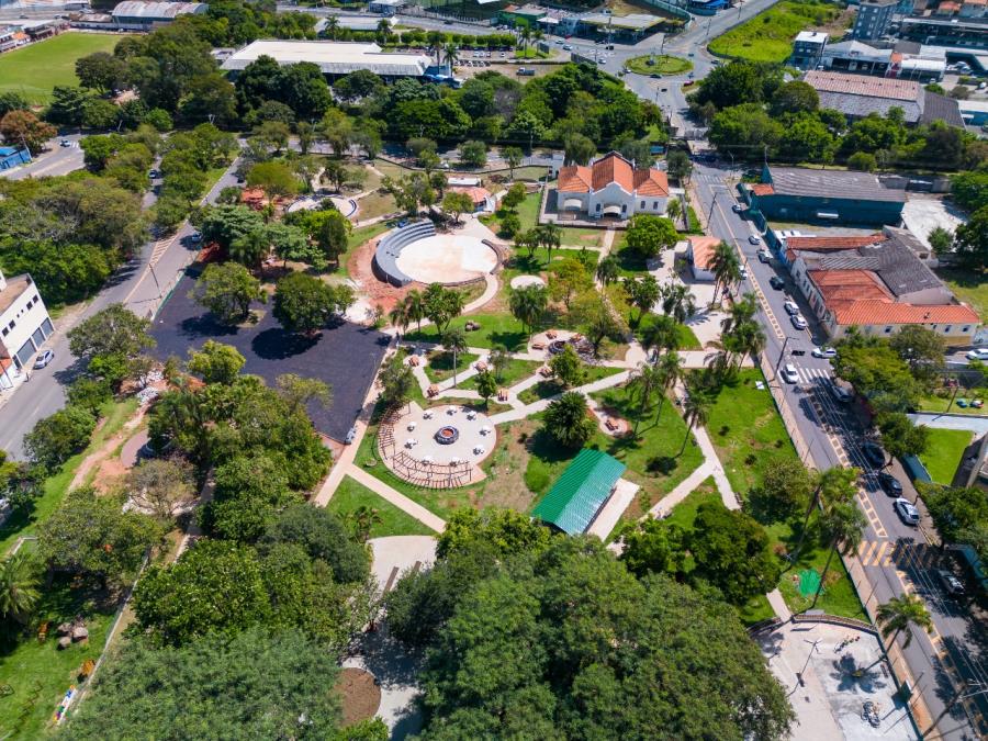 Revitalização da Praça Jacinto Osório, no Matadouro, entra na reta final