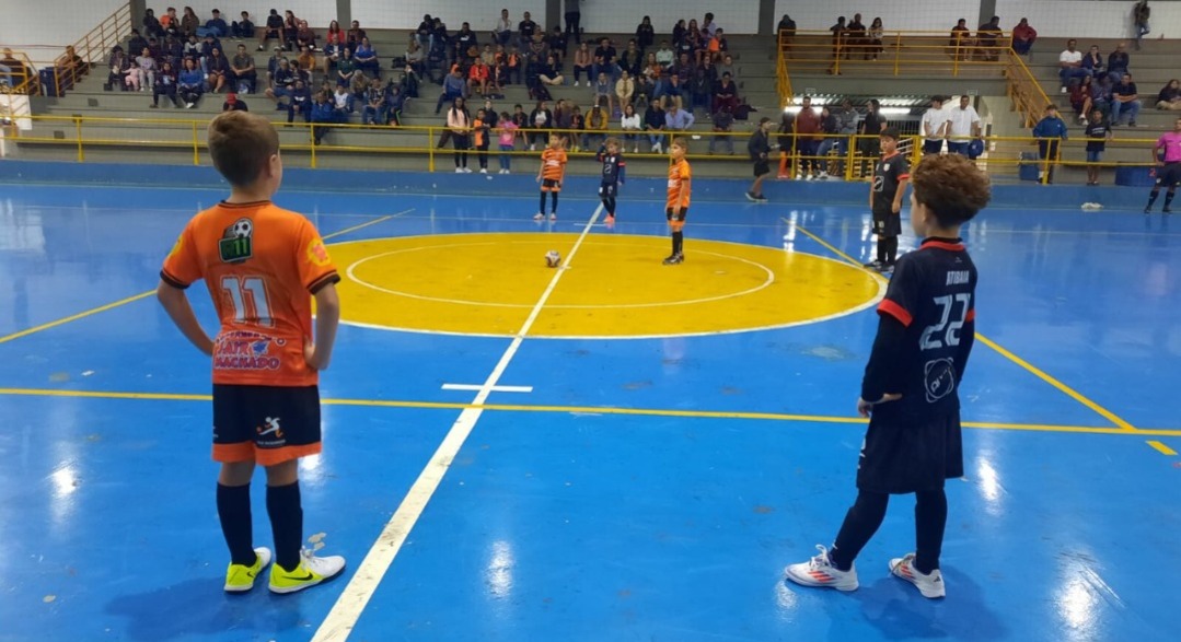 Finais da Copa Bragança de Futsal Regional são marcadas por emoção e grande público no Ginásio Rubens Batazza