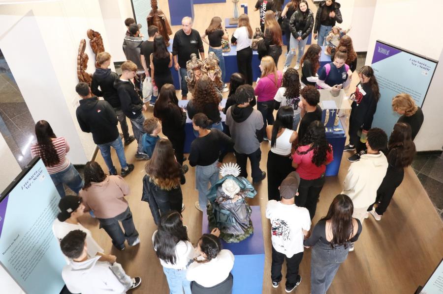 Exposição no Centro Cultural atrai escolas e encanta visitantes com história, fé e inclusão no Centenário da Diocese de Bragança Paulista