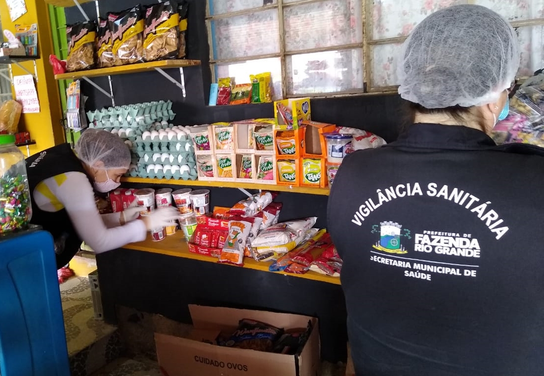 Vigilância em Saúde inicia ciclo de fiscalizações em estabelecimentos de gêneros alimentícios