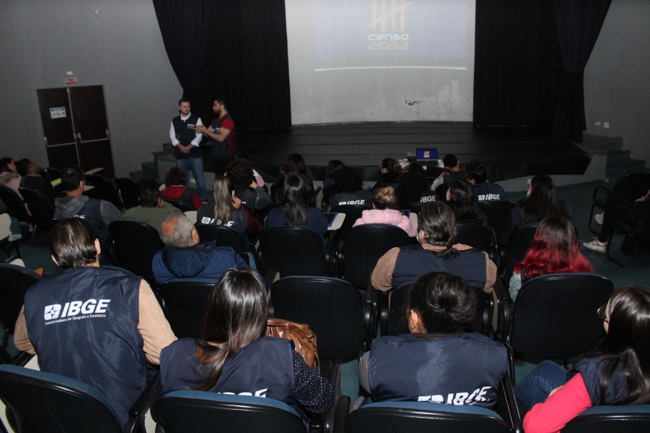 População deve atender recenseadores que atuam em Fazenda Rio Grande Prefeitura de Fazenda Rio