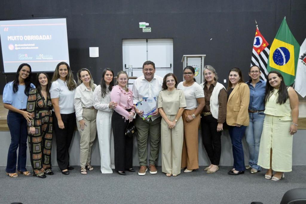 HTPC Especial fortalece o diálogo e a educação socioemocional na Rede Municipal de Colina