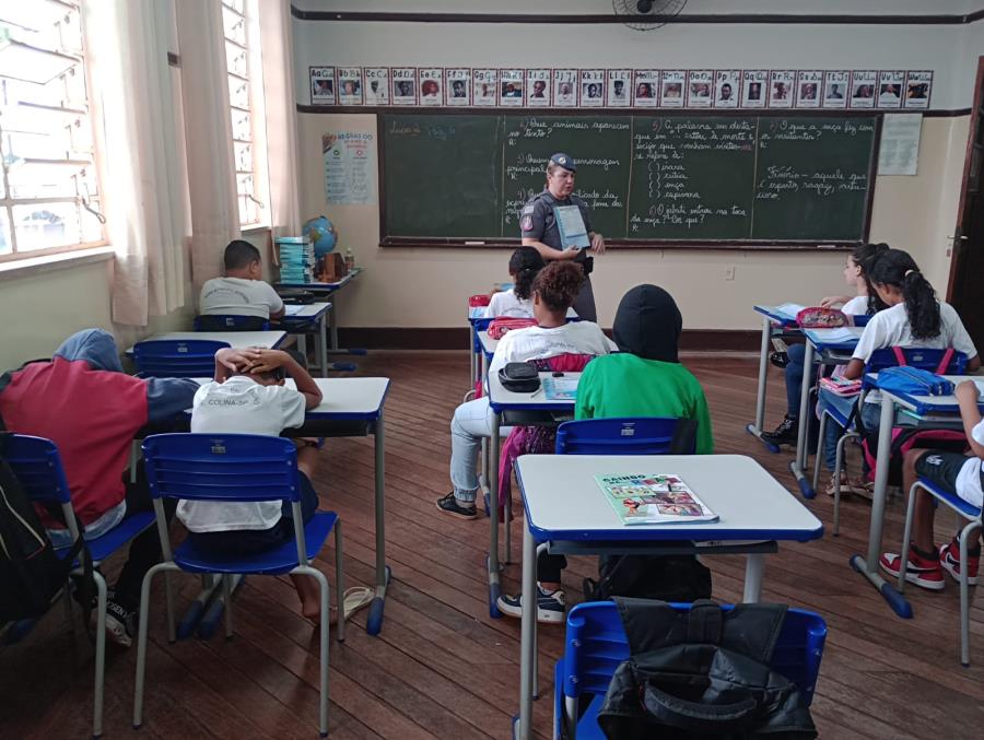 EMEF Coronel José Venâncio Dias promove conscientização com o PROERD