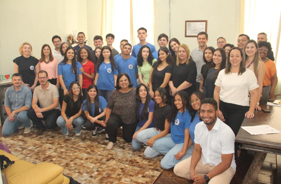 Gestão Municipal dá às boas-vindas ao grupo de 21 estagiários de Paraibuna que trabalharão na Prefeitura