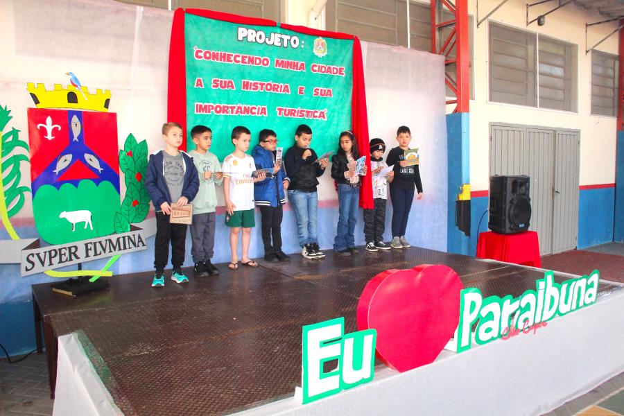 Exposições na EMEF Irmã Zoé e EMEF Rosa de Moura Faria valorizam projeto sobre Paraibuna