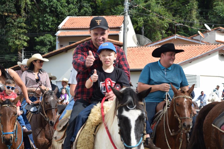 Cavalaria de Santo Antônio e Afogado marcam o último dia das celebrações pelos 359 anos de Paraibuna