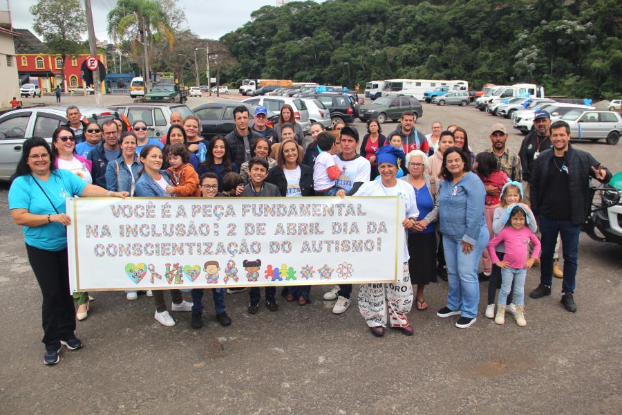 2º Movimento Autista de Paraibuna reforçou a defesa pelos direitos das pessoas com TEA