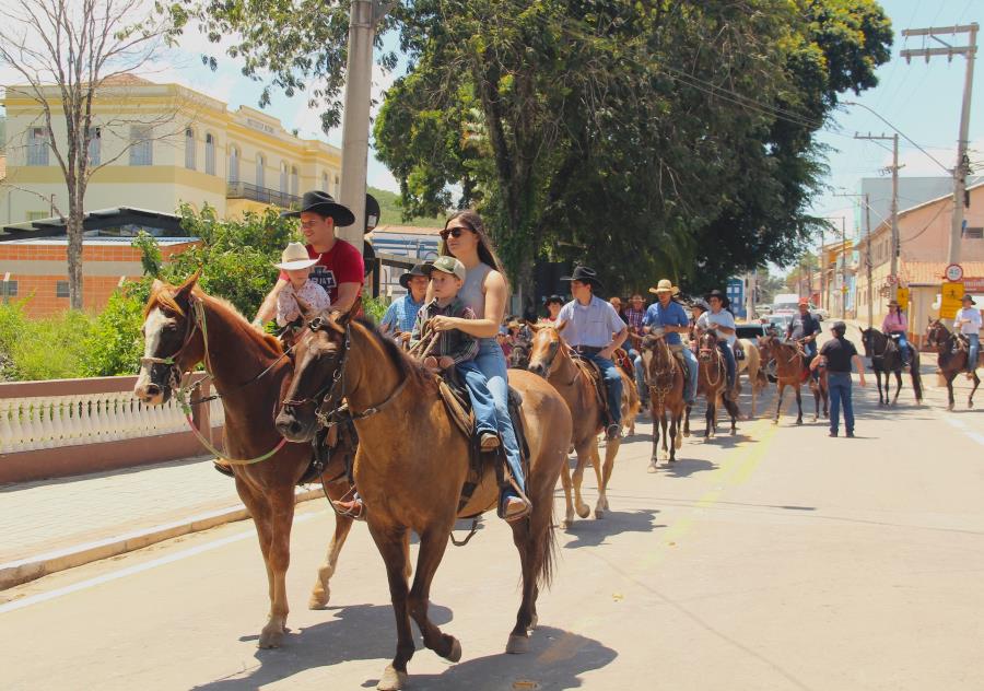 Tradição: Cavalaria de São Sebastião reúne cerca de 500 participantes na Estância Turística de Paraibuna