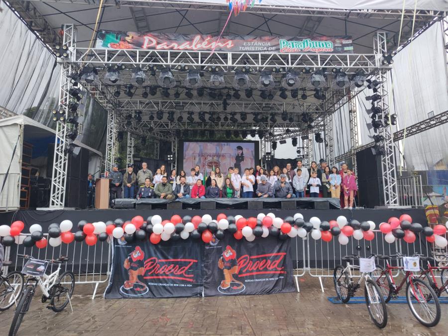 PROERD forma cerca de 260 alunos durante as comemorações dos 359 anos de Paraibuna