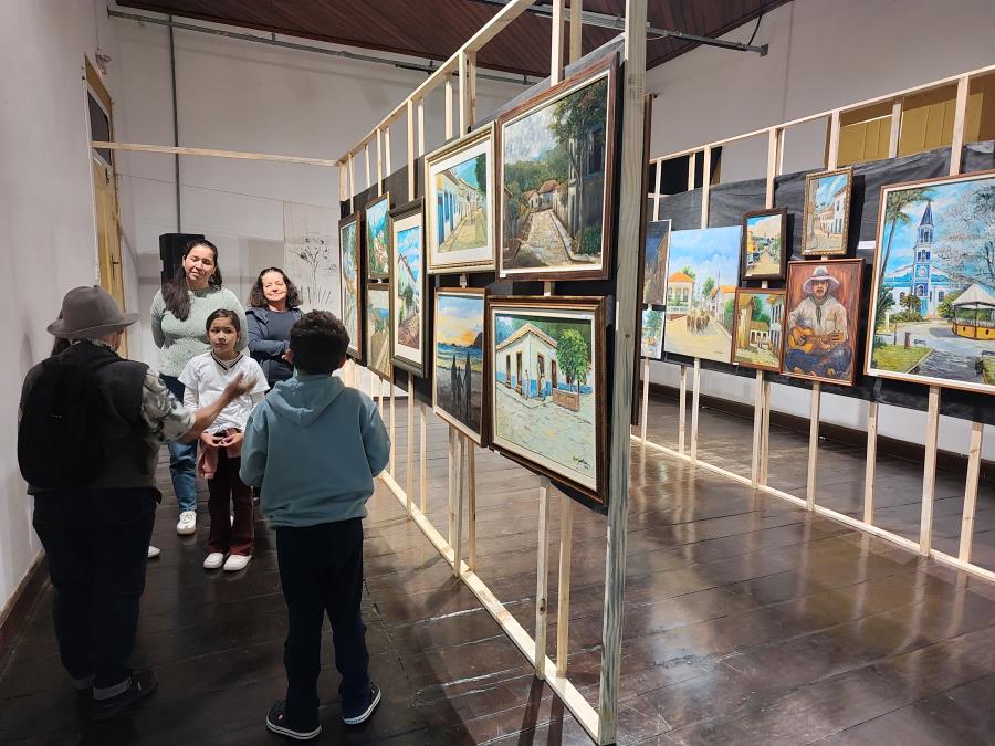 Exposição “Chico Santana – Vida e Arte” celebra talento do artista paraibunense
