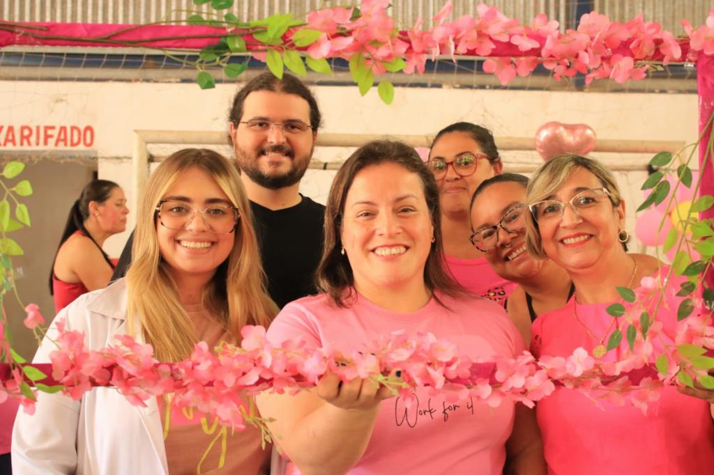 Prefeitura promoveu ações de prevenção ao câncer de mama no bairro Bela Vista