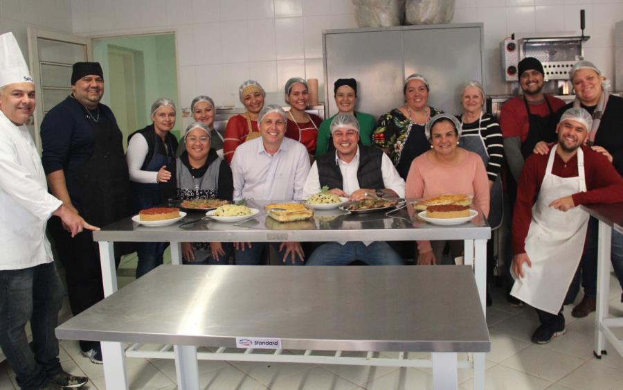 Alunos de Paraibuna finalizam curso de pratos light e diet oferecido pelo Sebrae