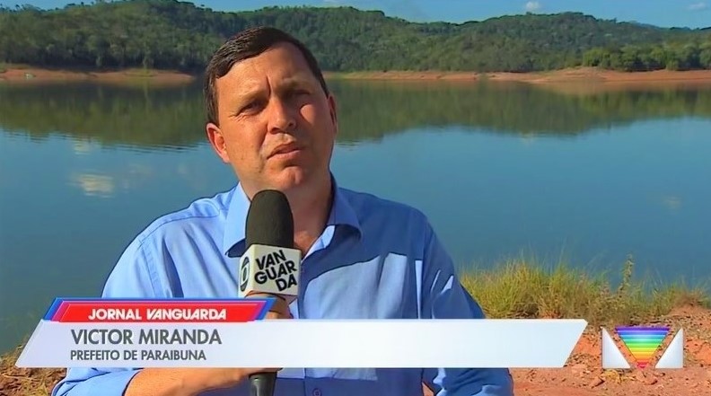 Prefeito Vitão concede entrevistas a órgãos de imprensa da região em defesa do serviço das balsas em Paraibuna