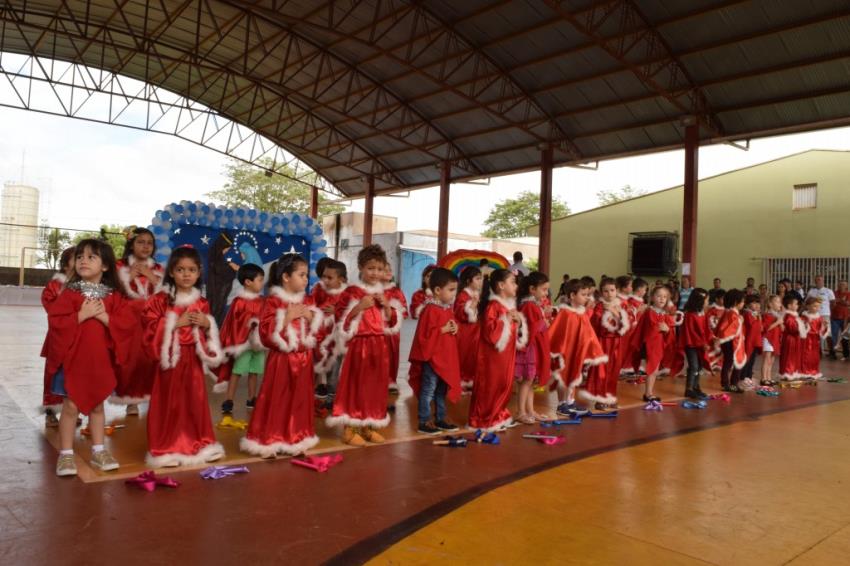 Emei celebra Dia de Ação de Graças