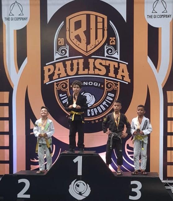 Projeto social Filhos do Rei conquista dois ouros no Campeonato Paulista de Jiu-Jitsu