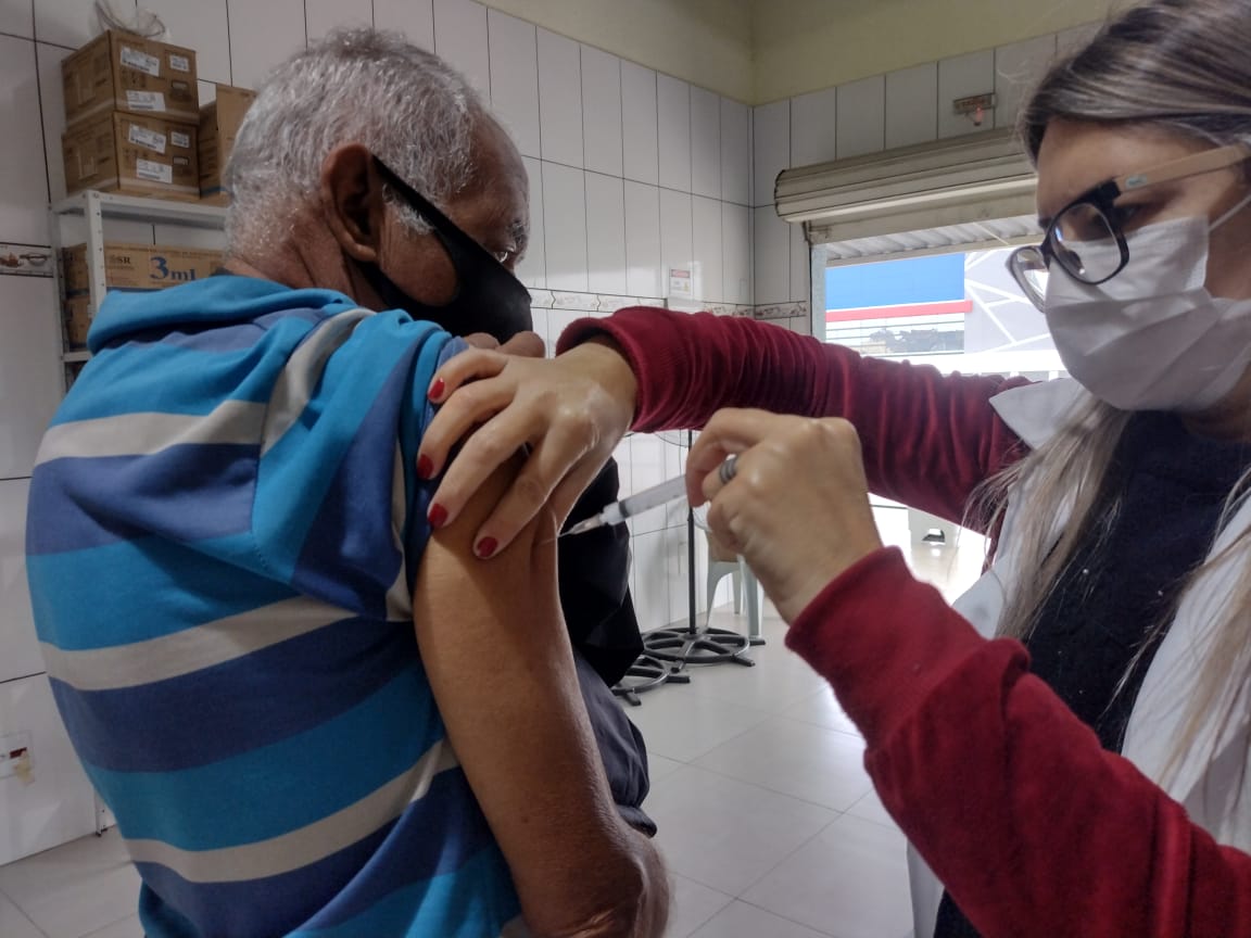 01/07  Covid-19: Pinda mantém vacinação para todos os públicos nessa sexta (01). Confira locais e horários