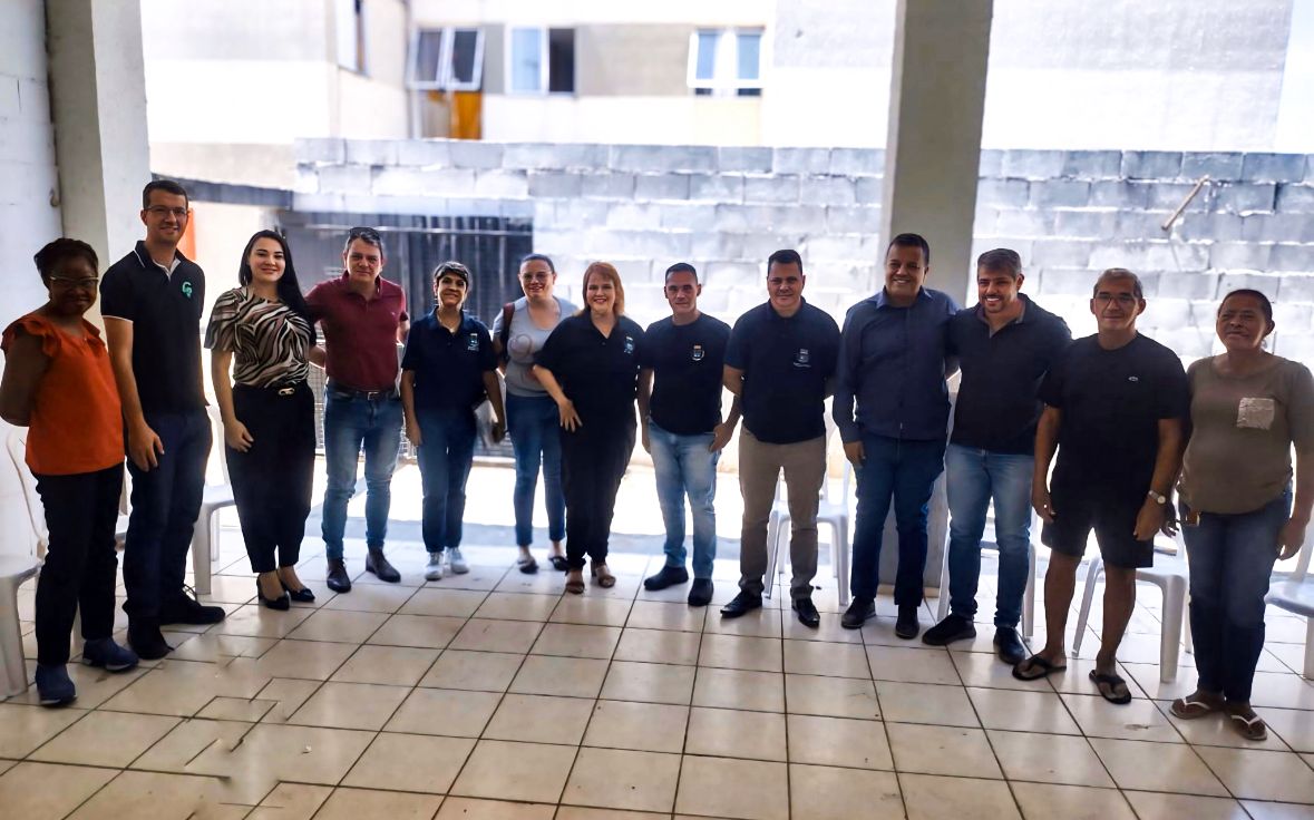Secretarias Municipais realizam reunião com síndicos do Empreendimento Bem Viver