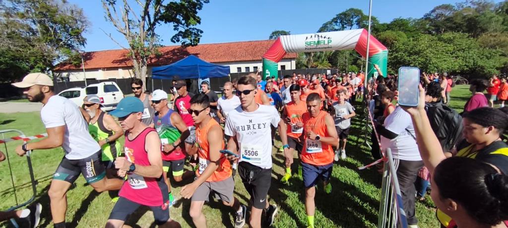 Última etapa do Circuito de Corrida de Rua reúne cerca de 1.500 pessoas no Parque da Cidade