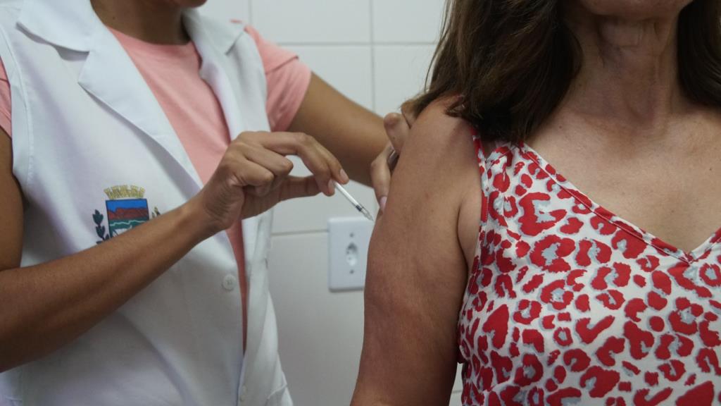 Secretaria de Saúde de Pindamonhangaba realiza Dia D de Vacinação contra a febre amarela