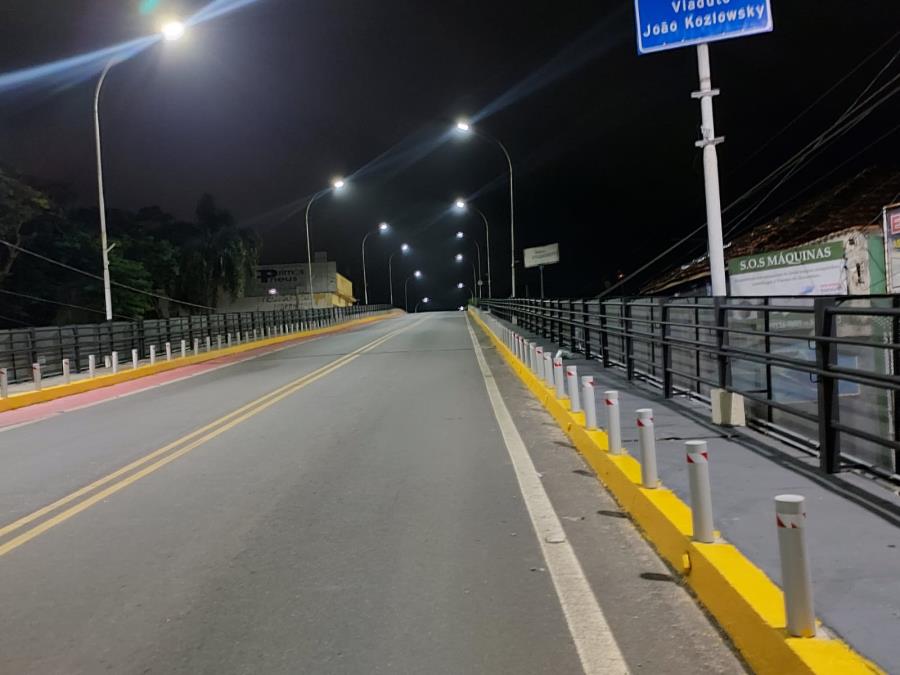 03/04 - Mais seguro e bonito, viaduto da região central entra em fase final de obras de revitalização