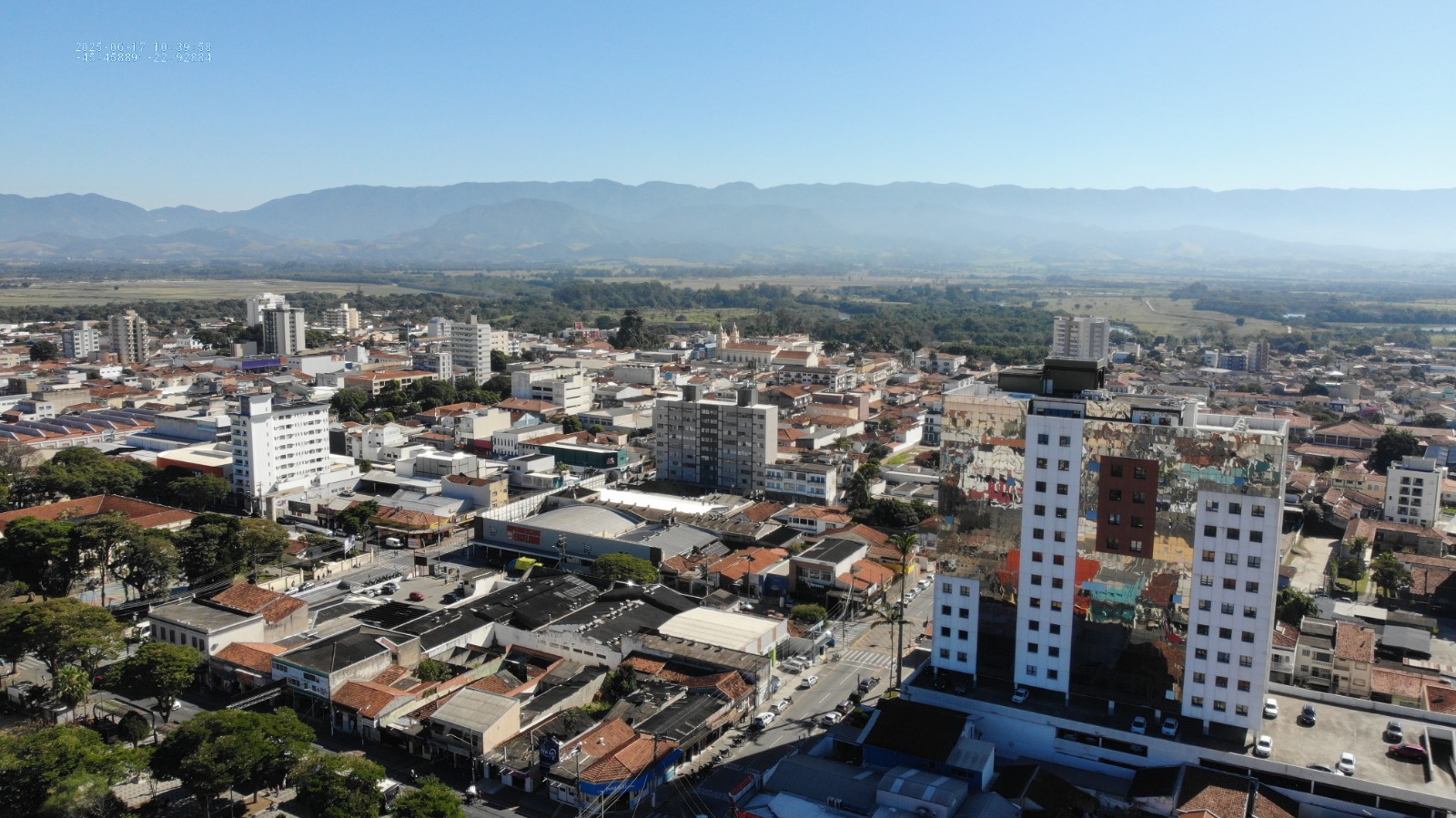 Pinda aprova mais de 140 projetos de construção por mês; liberação de loteamentos cresce 500% nos últimos anos