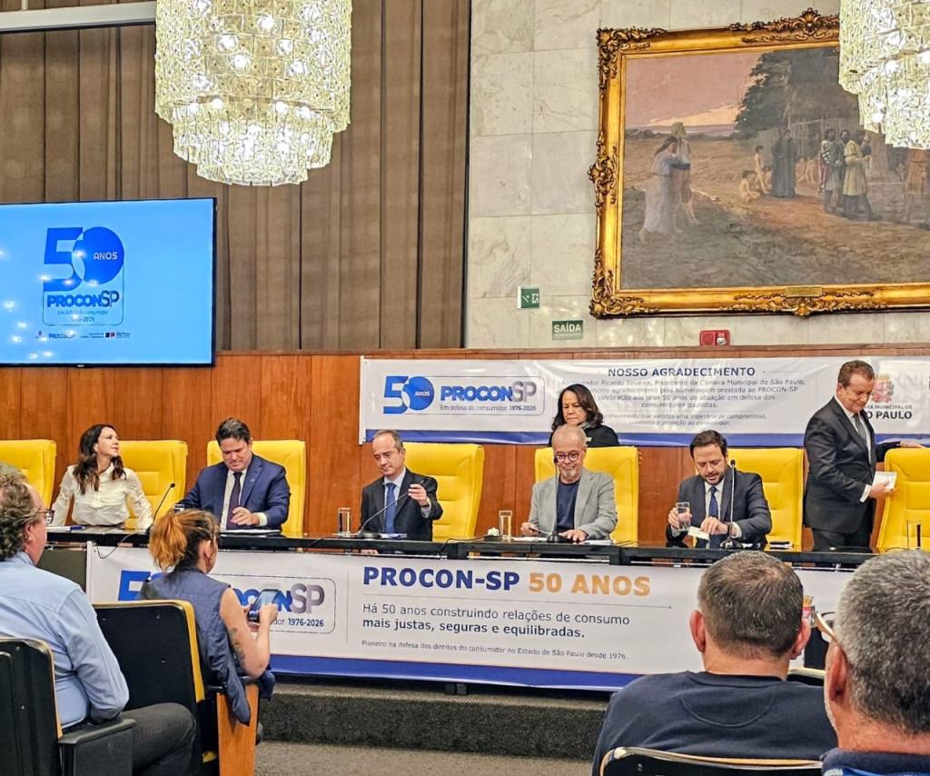 Procon de Pindamonhangaba participa da celebração dos 50 anos do Procon-SP