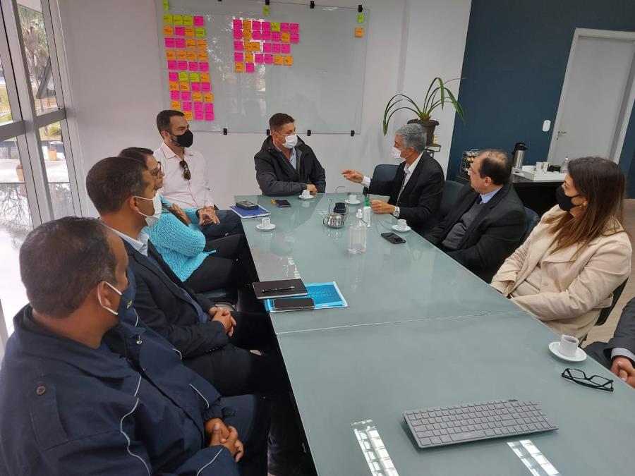 03/08 - Prefeito recebe novo Delegado Seccional da Polícia Civil da região