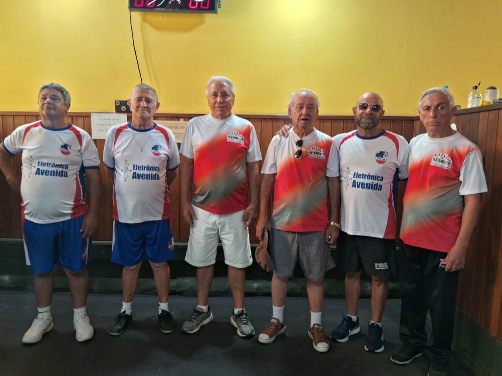 ACCI Vila Rica promove domingo de integração e bons jogos na quadra de bocha