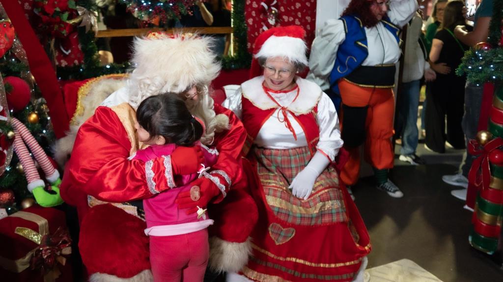 Natal encanta Pindamonhangaba com decoração especial, movimento no Centro e programação para toda a família