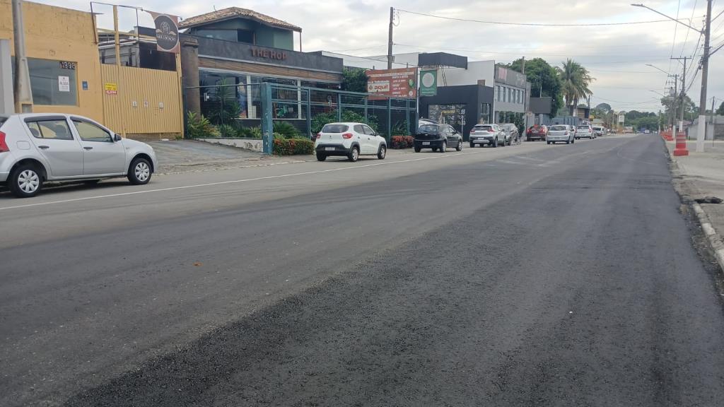 Prefeitura inicia recapeamento no Ouro Verde e Imperial e conclui serviços em trecho do Socorro