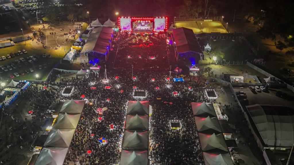 Pinda Rodeio Fest reúne cerca de 80 mil pessoas e se consolida como principal evento musical e de rodeio da região