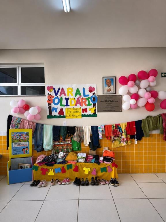 Varal Solidário fortalece comunidade e incentiva solidariedade e sustentabilidade no CMEI Arco-Íris