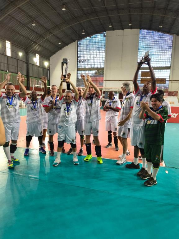 Vôlei Adaptado de Pinda conquista títulos e mantém destaque nas competições regionais