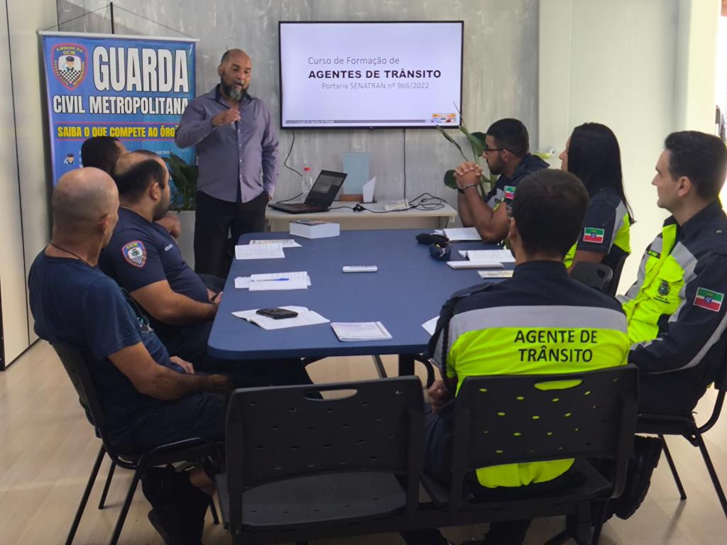 Prefeitura de Pinda promove curso de formação para novos Agentes de Trânsito