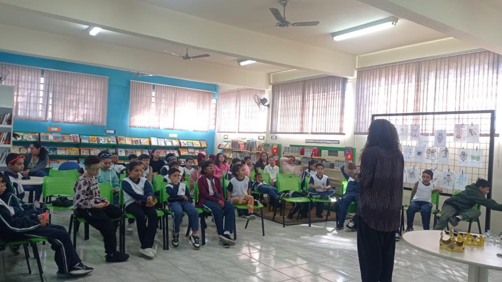 Quintas de Histórias promove leitura e diversão na biblioteca do Castolira, nesta quinta-feira (6)