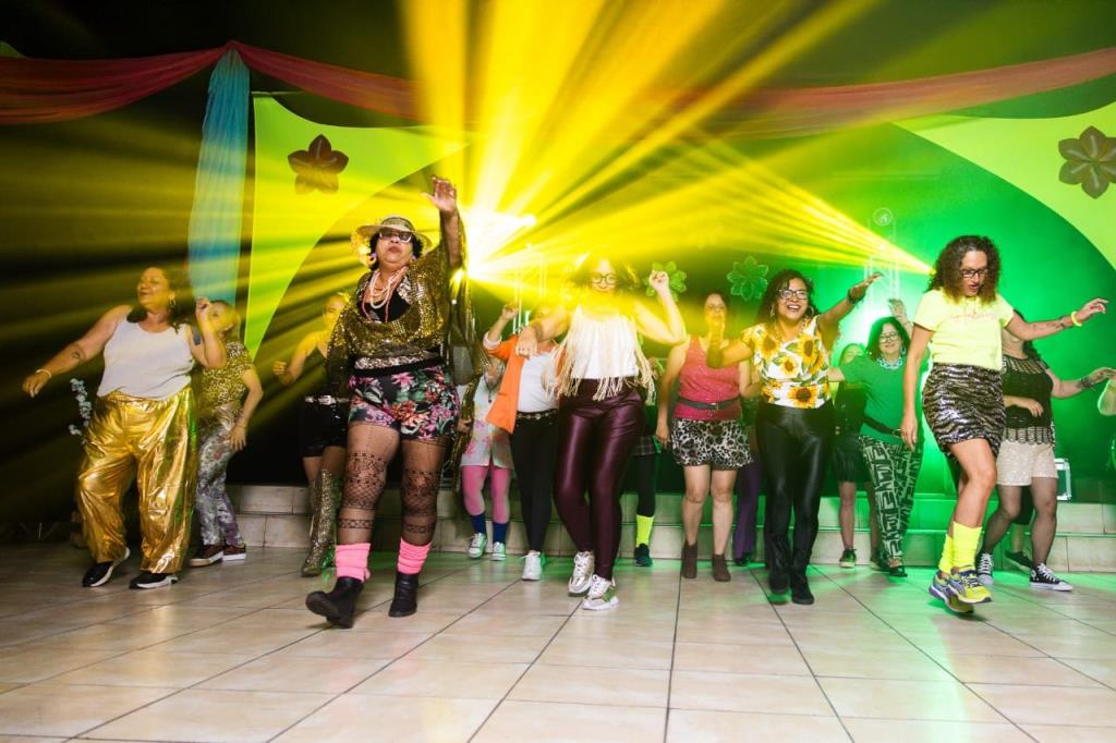 Projeto Dançar +50 encerra o ano com confraternização emocionante no Alto do Cardoso