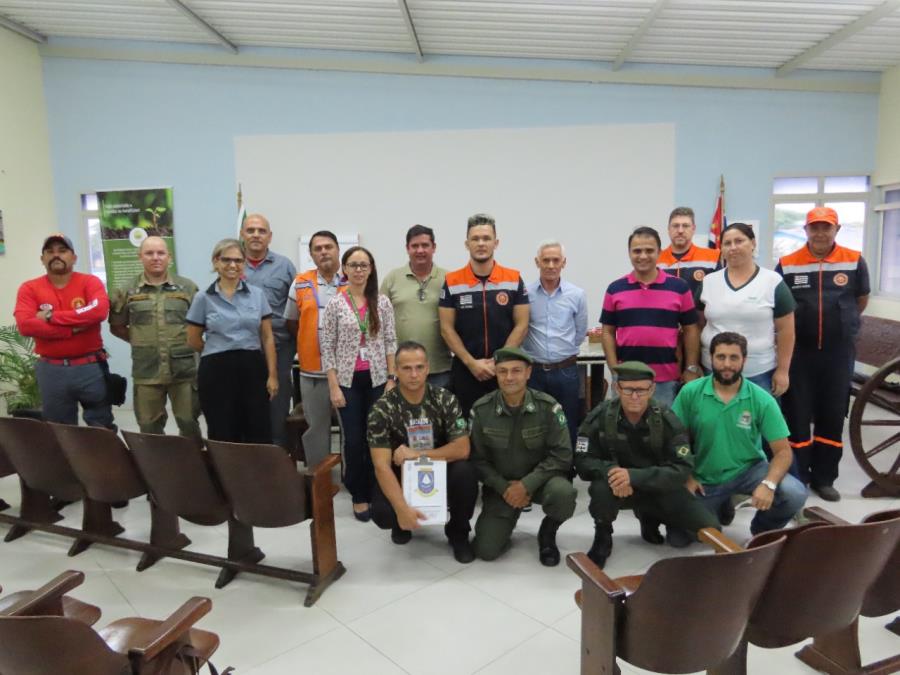 06/05 - Defesa Civil realiza reunião sobre curso de Brigada 2022