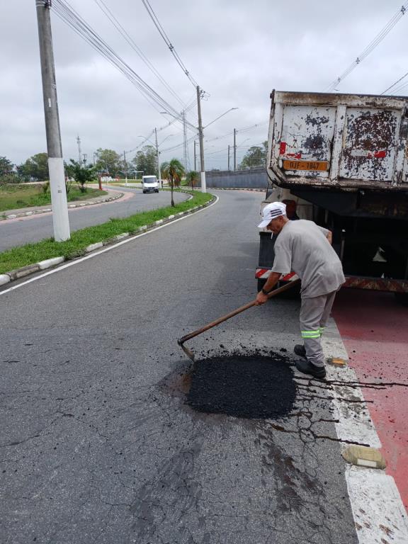 Especial Zeladoria: Anel Viário: alça de acesso ao bairro das Campinas recebe manutenção