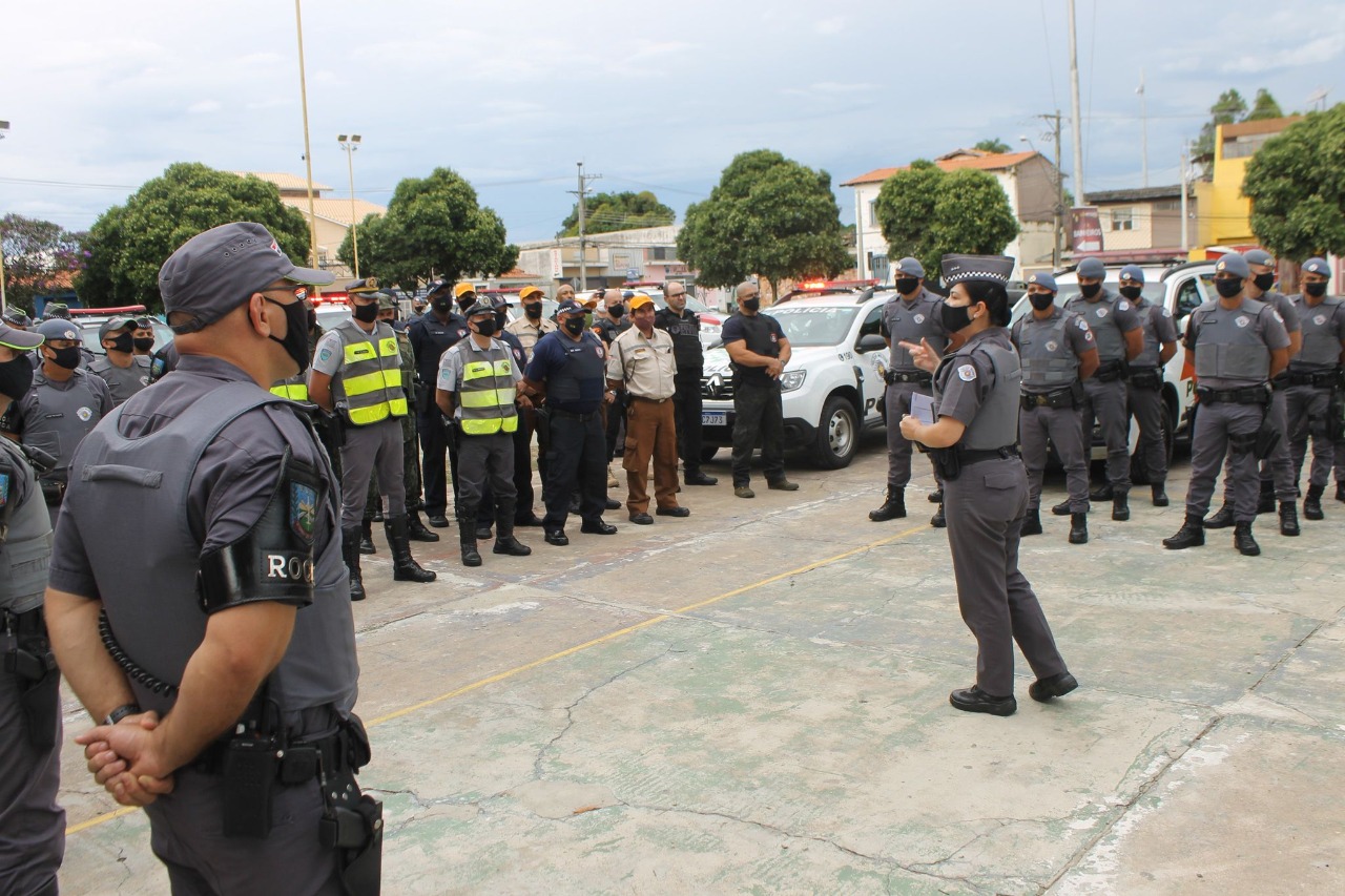 07/01 - Operação Pinda Mais Segura tem prisão de suspeitos e apreensão de arma e drogas em diversos bairros