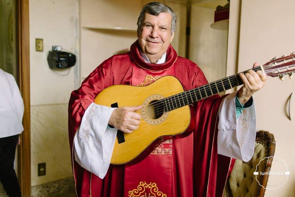 07/03 - Prefeitura inaugura busto em homenagem a Padre Geraldo em Moreira César
