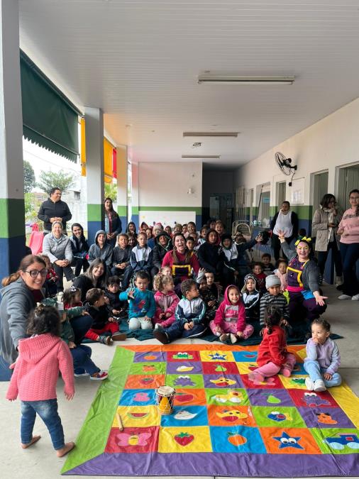 Quinta de Histórias leva a encantadora “Carambola” à Biblioteca do Castolira
