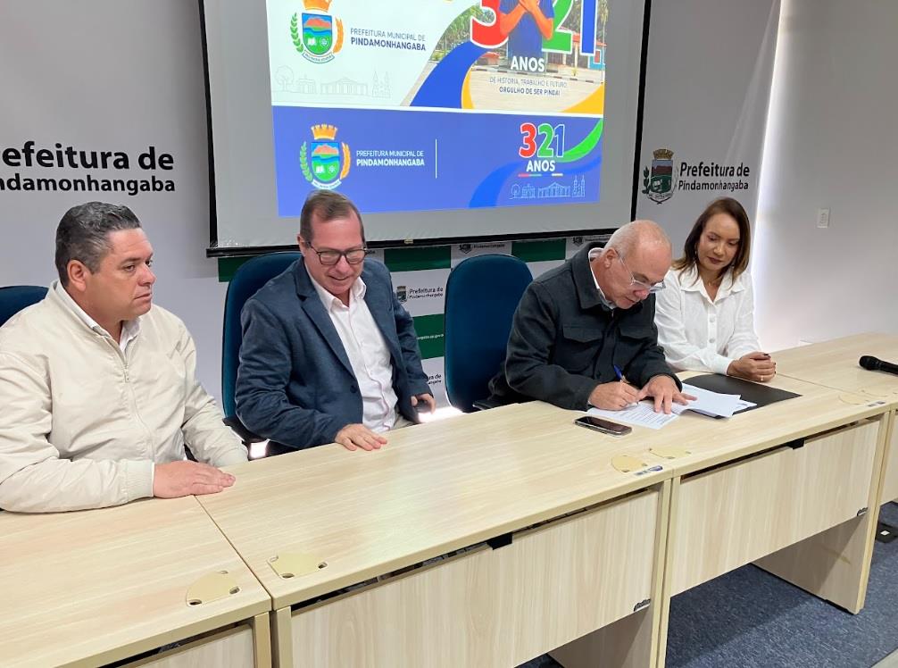 Pindamonhangaba apresenta pacote histórico de investimentos e anuncia novas obras no especial de 321 anos da cidade