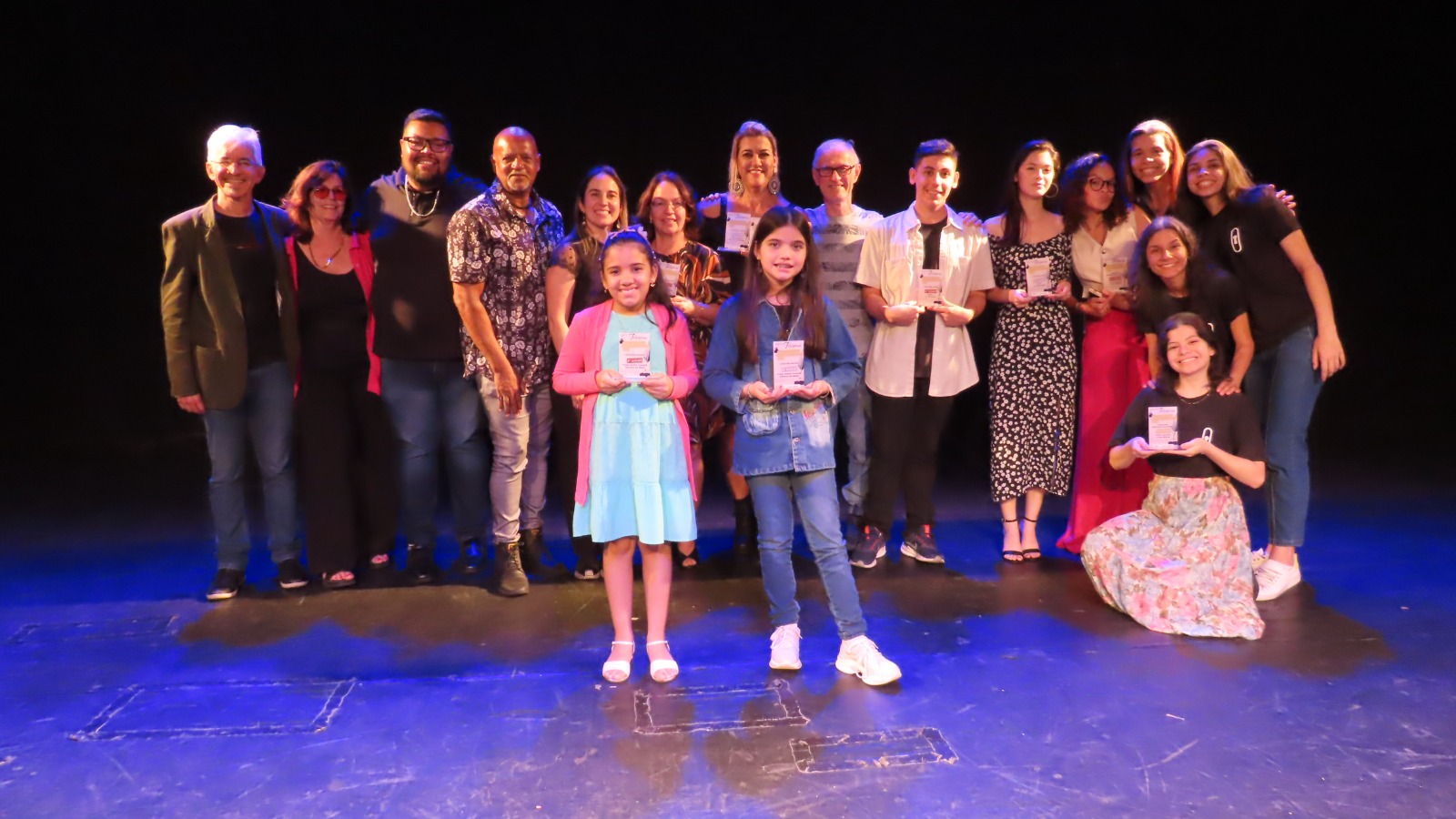 07/11 - Com grande sucesso, Festipoema premia vencedores