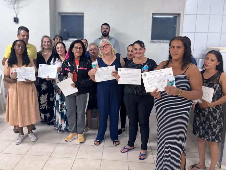 Habitação faz homenagem para 150 mães indicadas pelas comunidades em empreendimentos sociais de Pinda