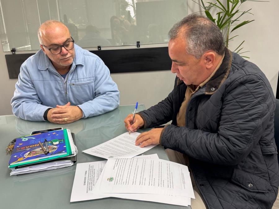 Prefeitura de Pinda e Sindicato assinam Acordo Coletivo com benefícios aos servidores